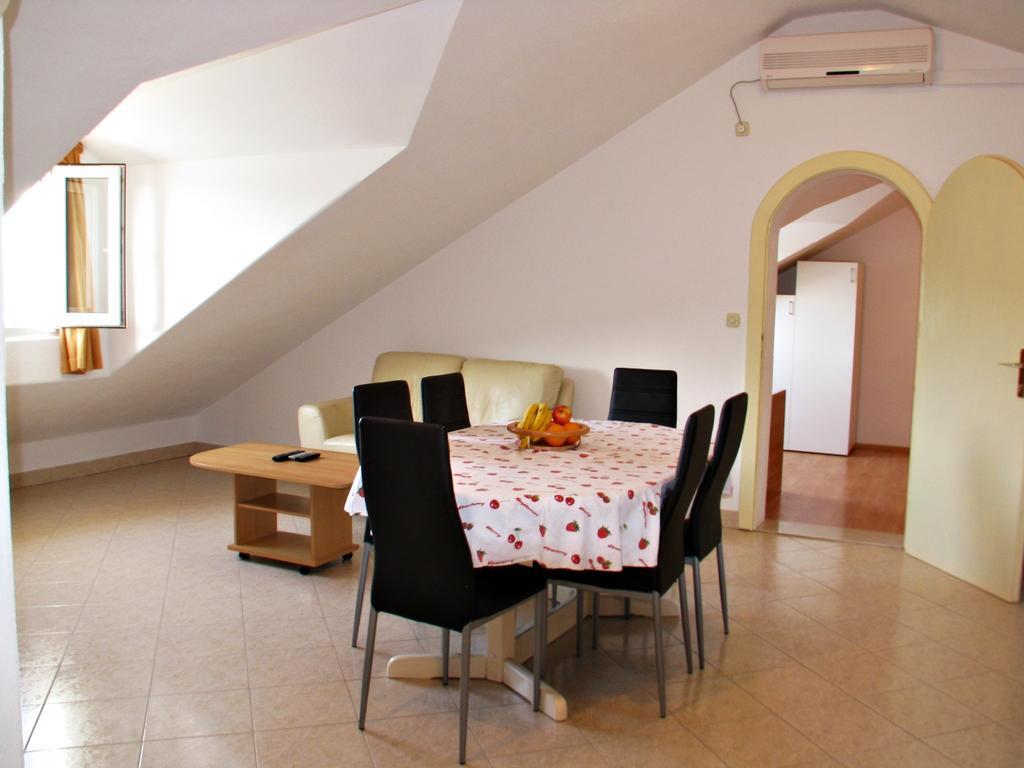 Apartment Martinic Pucisca Værelse billede