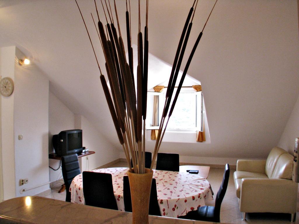 Apartment Martinic Pucisca Værelse billede
